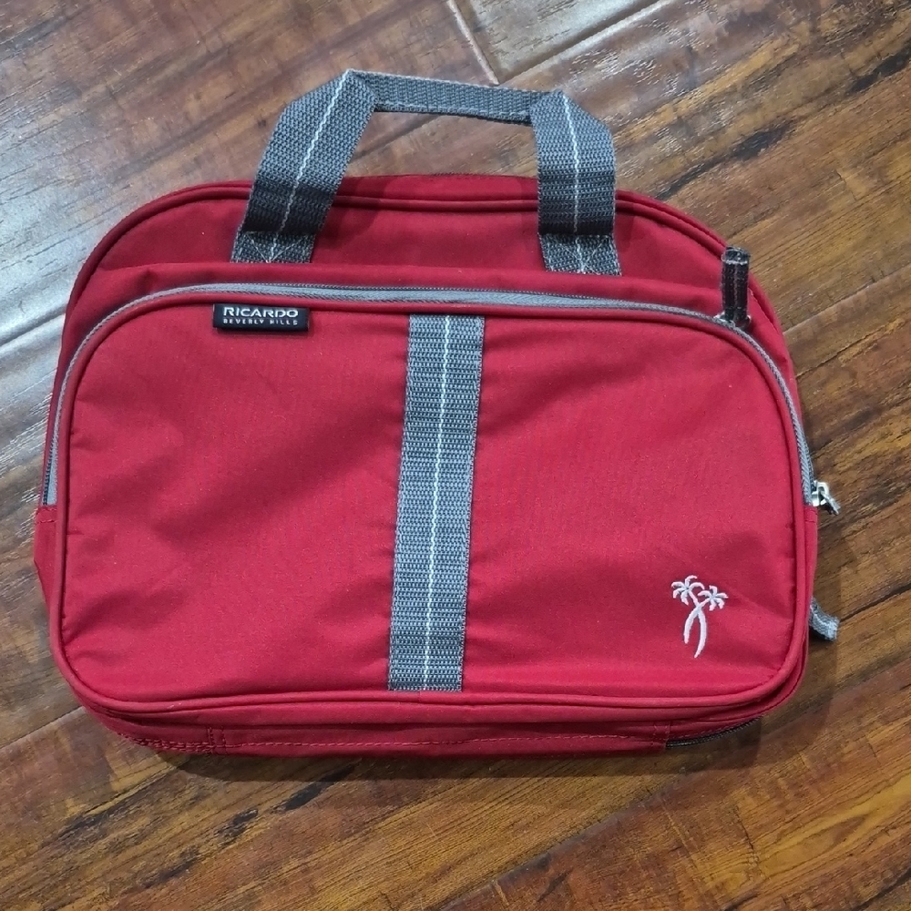 Ricardo Beverly Hills -dark Red Burgundy Toiletry Bag
